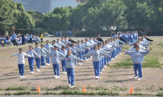 連州市職業(yè)技術(shù)學(xué)校、連州技工學(xué)校舉辦2019年廣播操比賽708.png